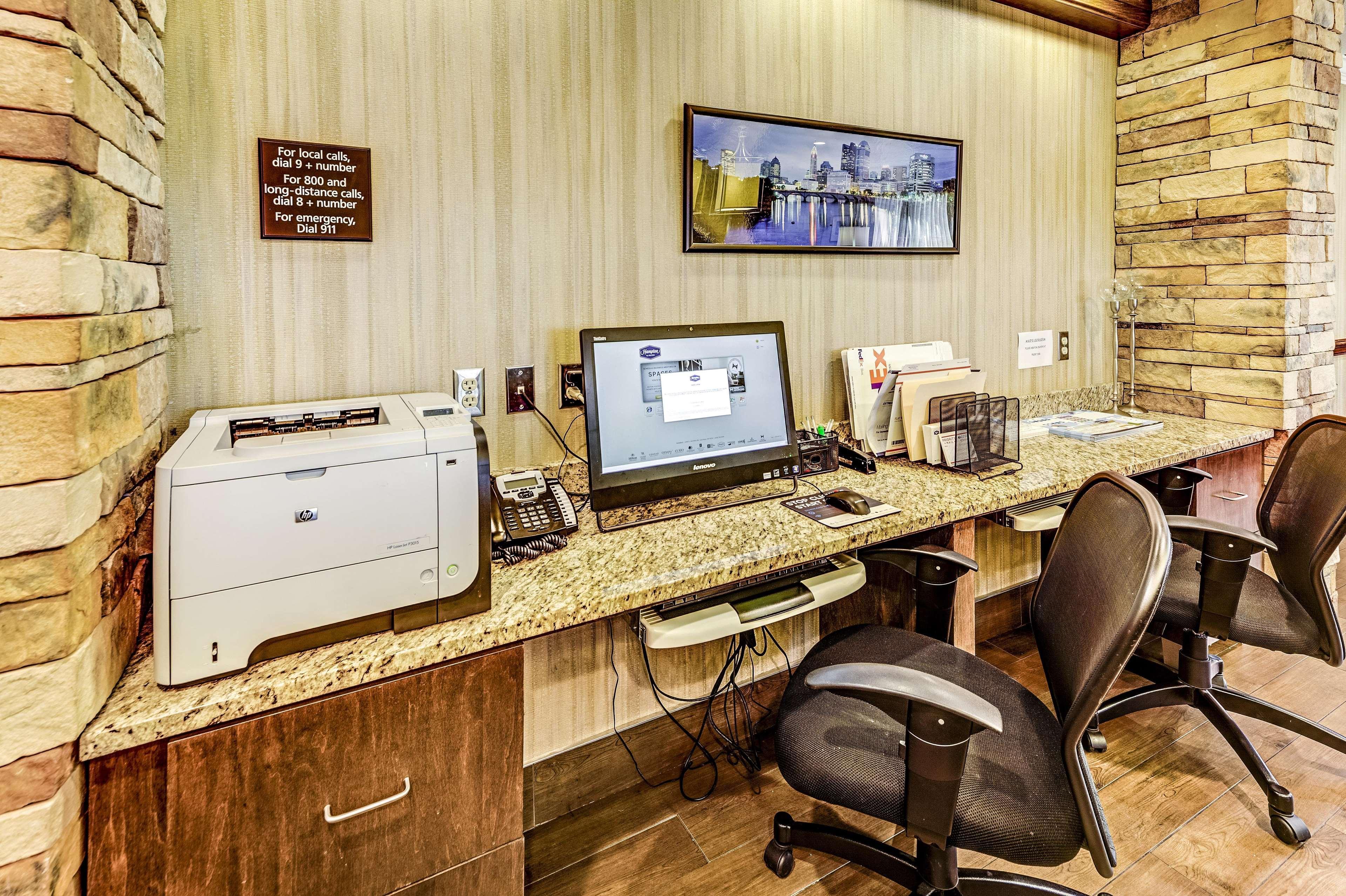 Hampton Inn Columbus I-70E/Hamilton Road Eksteriør billede